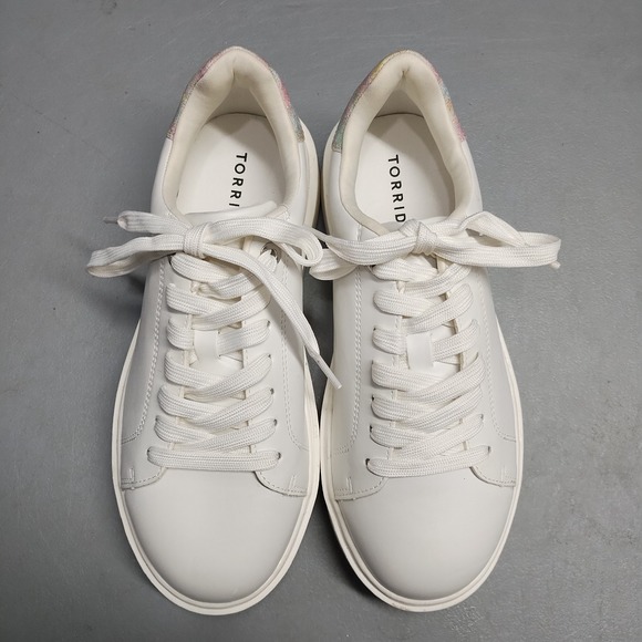 Torrid Platform Sneakers Womens Size 9WW White Fabric Lined Round Toe Lace Up - Picture 6 of 7